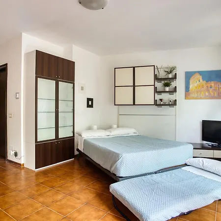 Apartman Domus Parnaso - Eur
